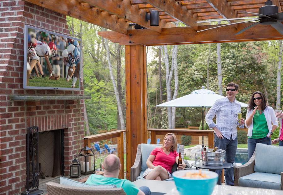 Design Tips for Seamlessly Integrating a SunBrite TV Outdoors 